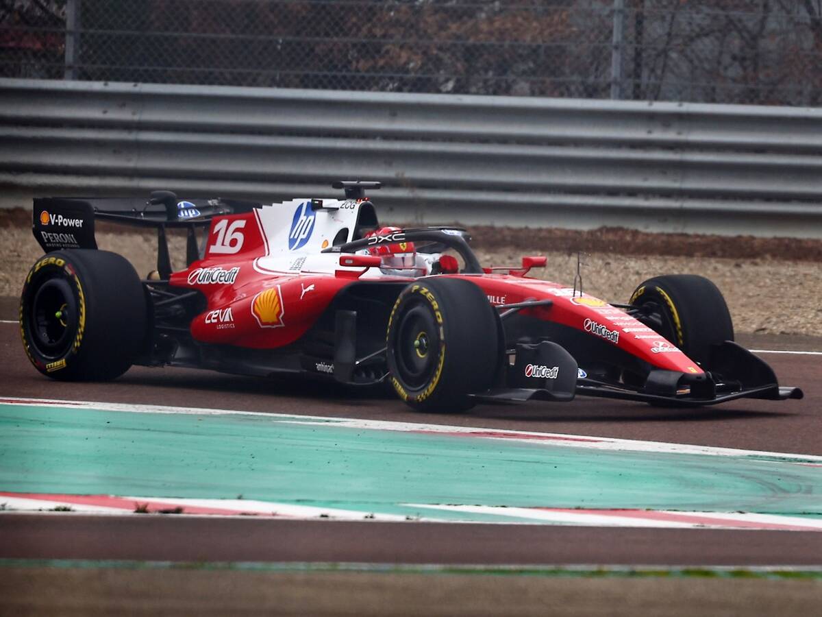 “Zu früh”: Warum Leclerc nach Ferrari-Shakedown auf die Bremse tritt “Zu früh”: Warum Leclerc nach Ferrari-Shakedown auf die Bremse tritt