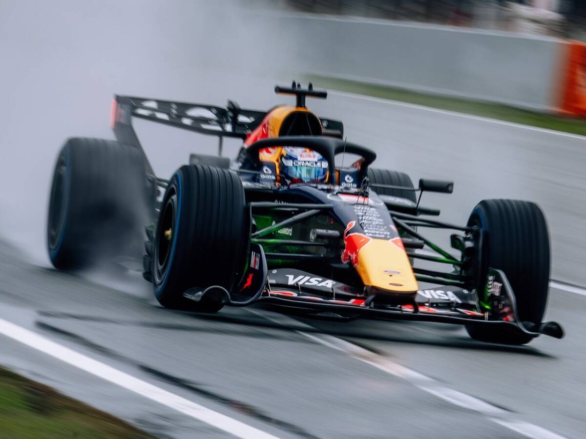 Barcelona, Tag 2: Max Verstappen Schnellster, Isack Hadjar crasht!