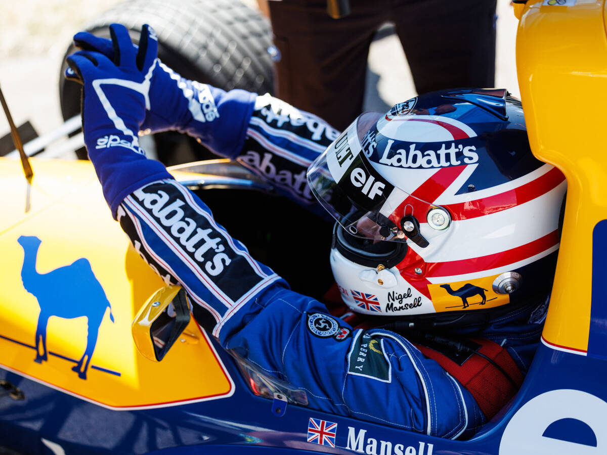 Nigel Mansell versteigert Williams-Helm und IndyCar-Trophäe ohne Mindestpreis
