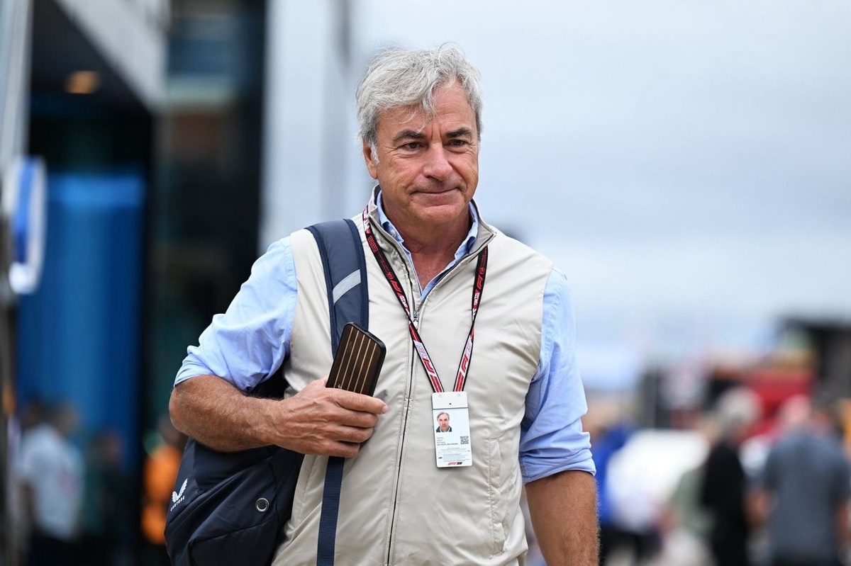 Sainz’dan Dakar öncesi babasına duygusal mesaj: “Seninle gururluyum” Sainz’dan Dakar öncesi babasına duygusal mesaj: “Seninle gururluyum”