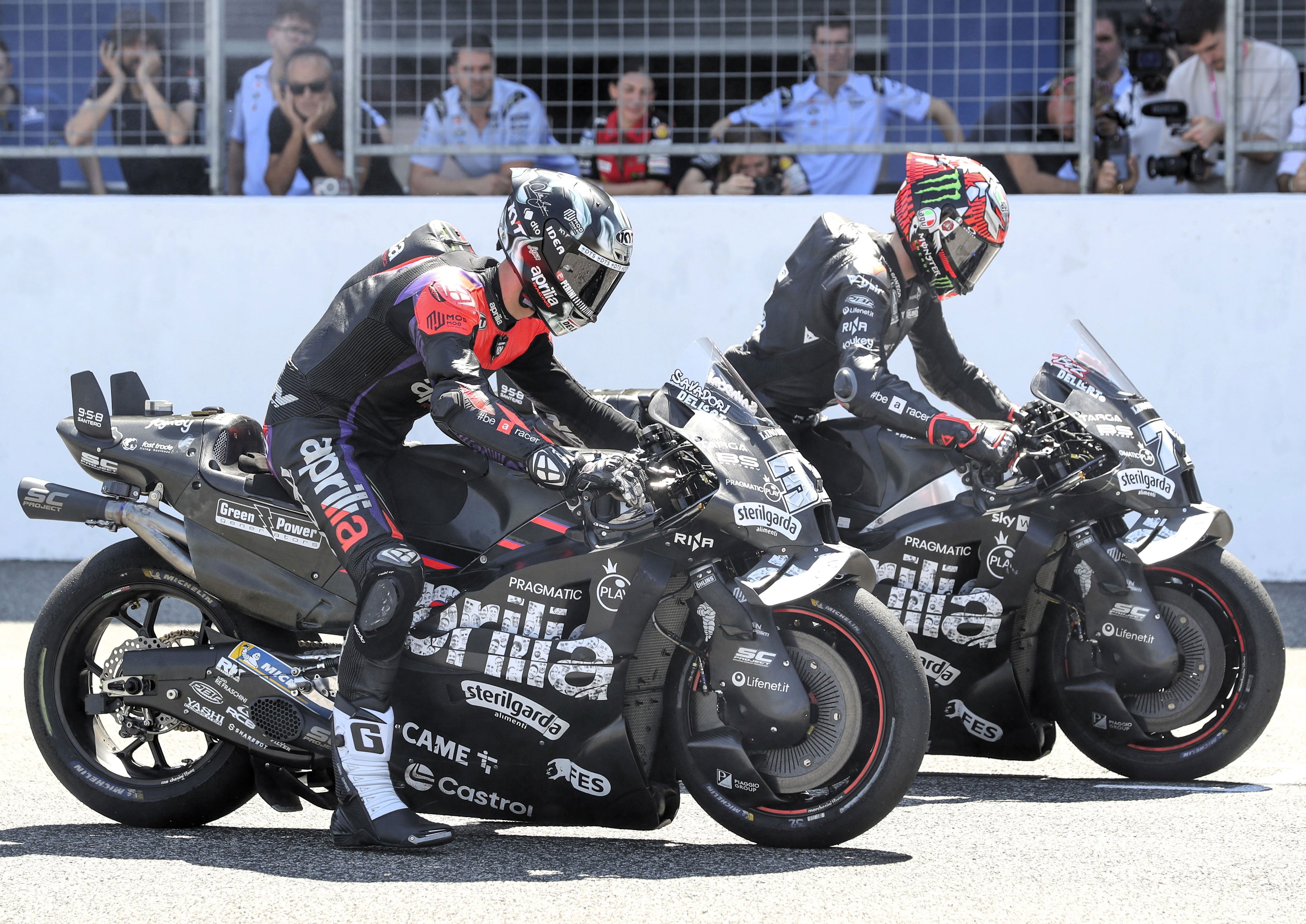 Bezzecchi-Savadori partnership powered Aprilia’s best MotoGP season – Exclusive Bezzecchi-Savadori partnership powered Aprilia’s best MotoGP season – Exclusive