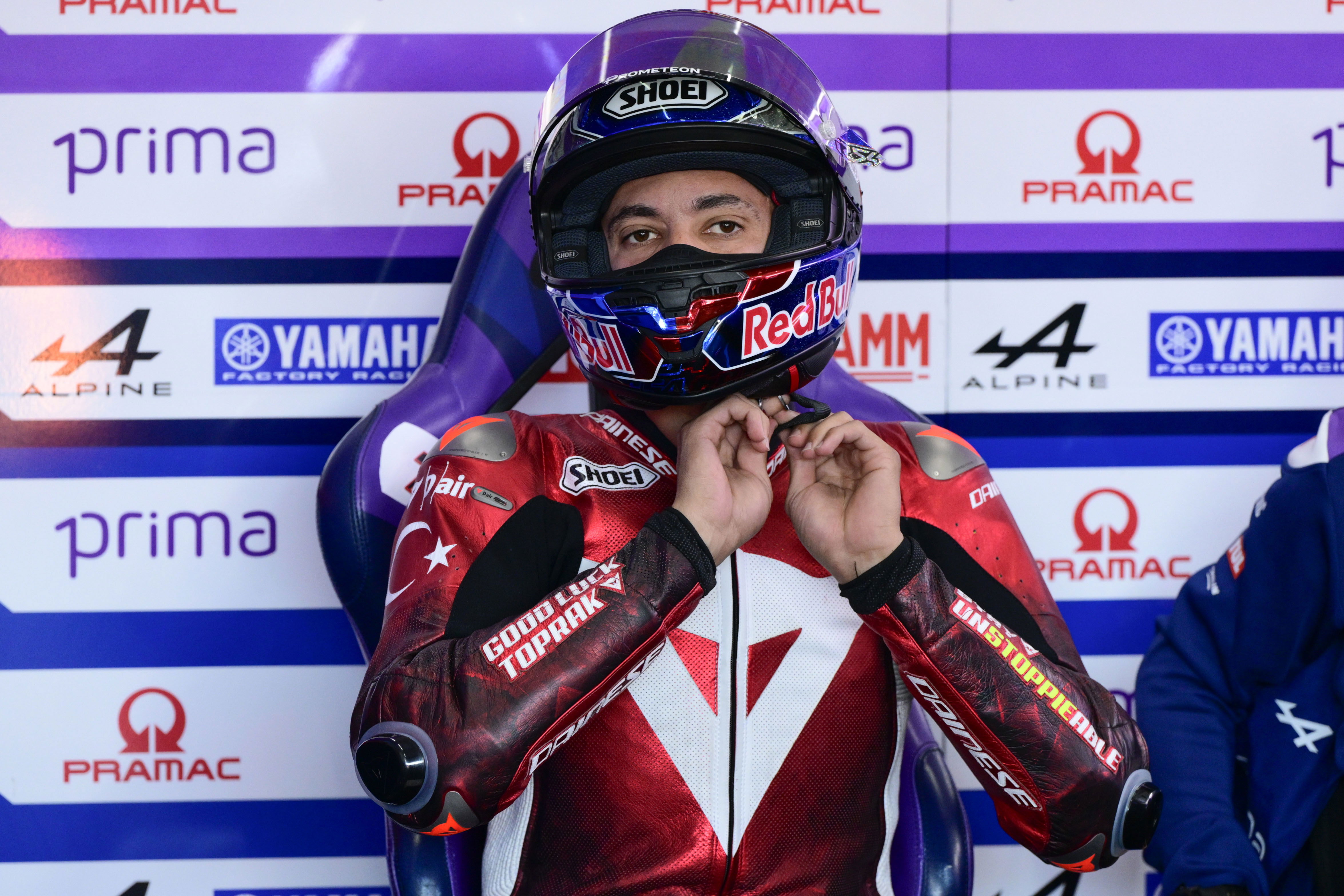 World Superbike star Toprak Razgatlioglu sings on Turkish talent show