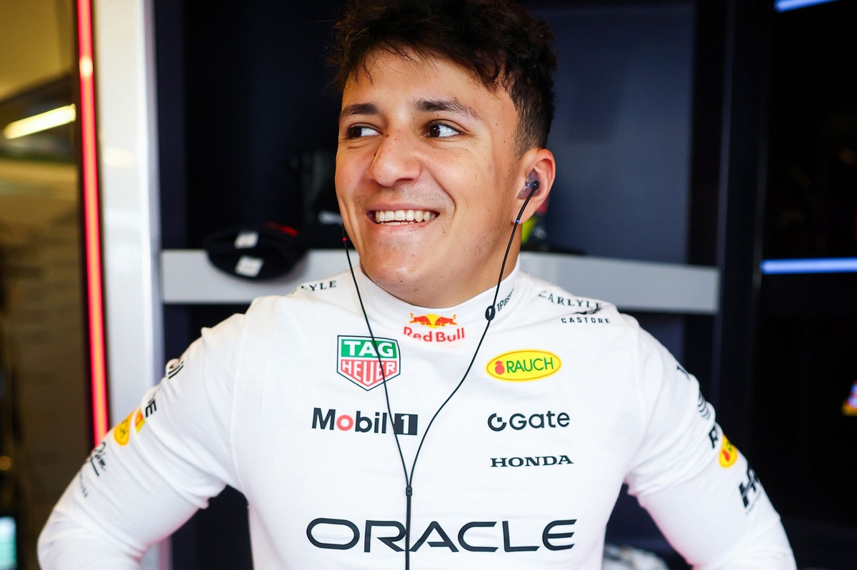 Hadjar: “Verstappen’e ayak uydurmak için çok hızlı olmalı ve takımla iyi çalışmalıyım”