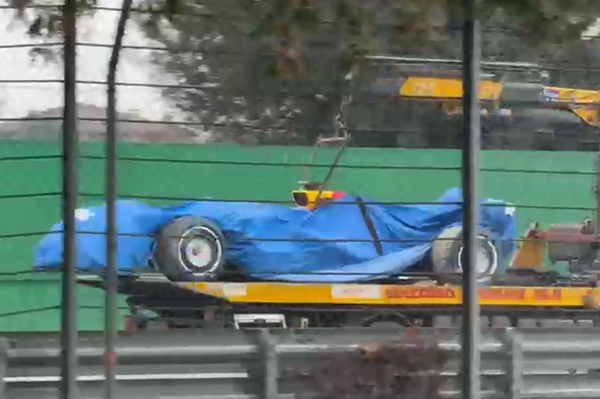 Lindblad, yeni Racing Bulls ile ilk testinde kaza yaptı