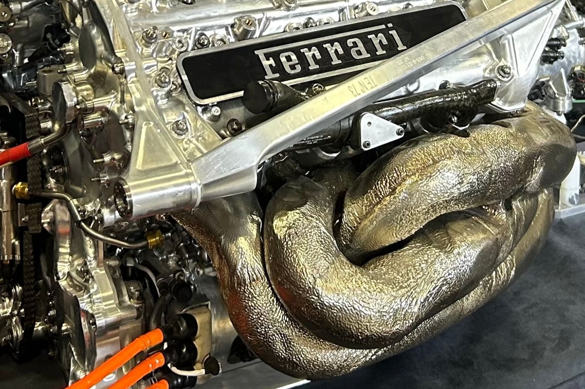 Çelik alaşımlı silindir kapağı neden Ferrari için ağırlık sorunu yaratmayacak?