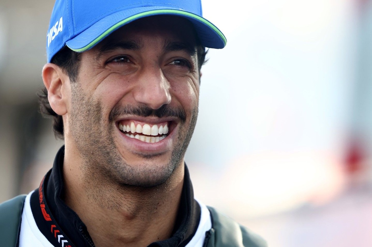 Ricciardo: “3 numarayı Verstappen’e bırakmaktan mutluyum, sorduğunda hiç düşünmeden kabul ettim”