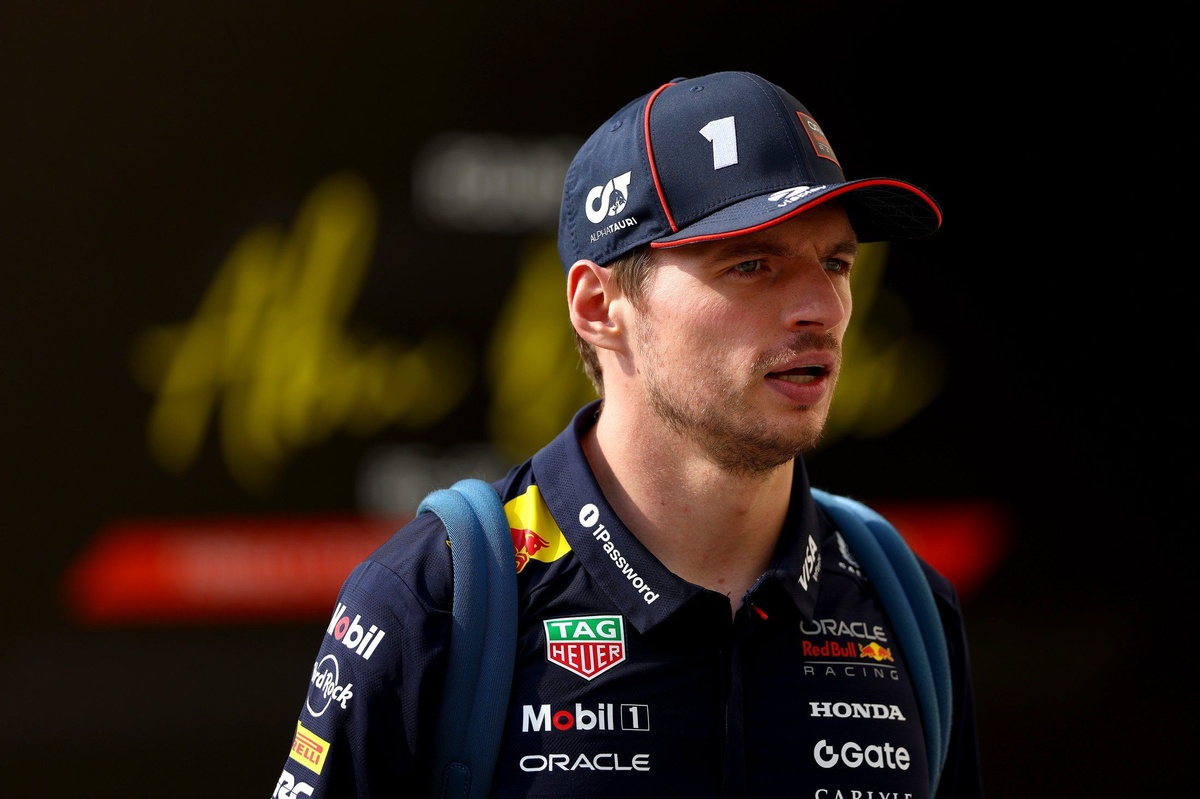 Verstappen: “Şampiyonada favori olmamak taraftar desteğini olumlu hale getiriyor”