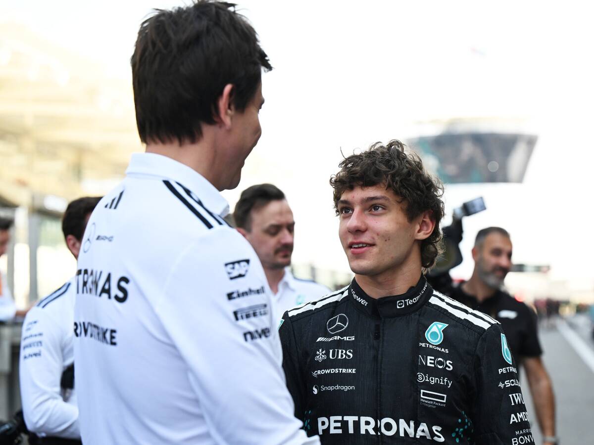 “Schade um das tolle Auto”: Toto Wolff spricht über Unfall von Kimi Antonelli