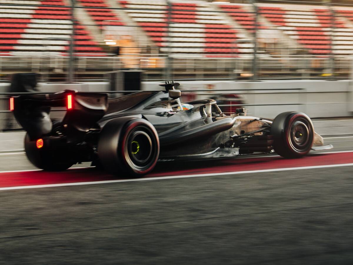 Adrian Newey erklärt: Warum Aston Martin zunächst in Schwarz fuhr