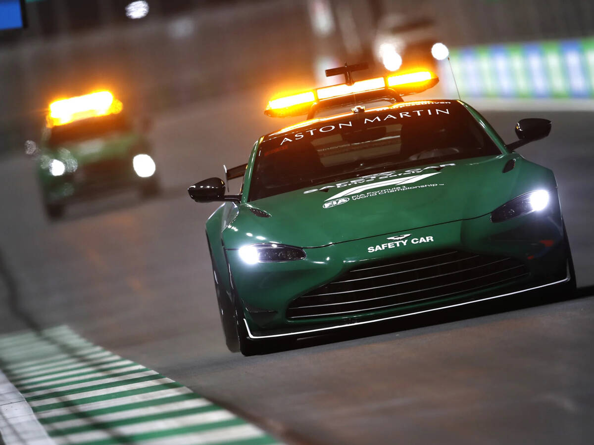 Aston Martin Vantage Safety-Car von Abu Dhabi 2021 steht zum Verkauf