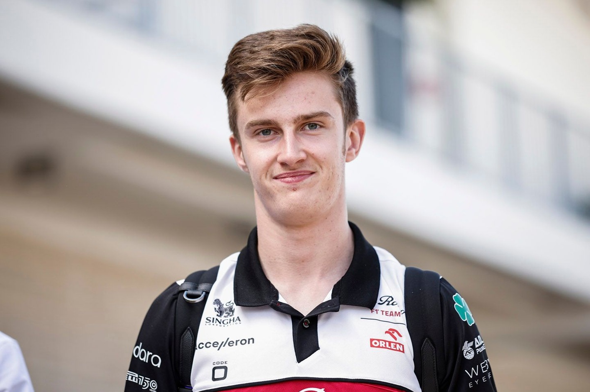 F2 şampiyonu Theo Pourchaire, Mercedes’in geliştirme pilotu oldu