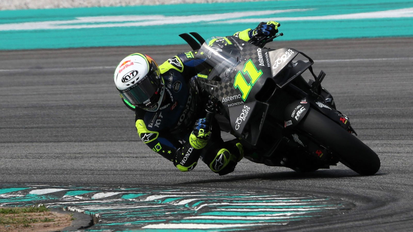 Diogo Moreira ahead of Toprak Razgatlioglu at Sepang MotoGP Shakedown