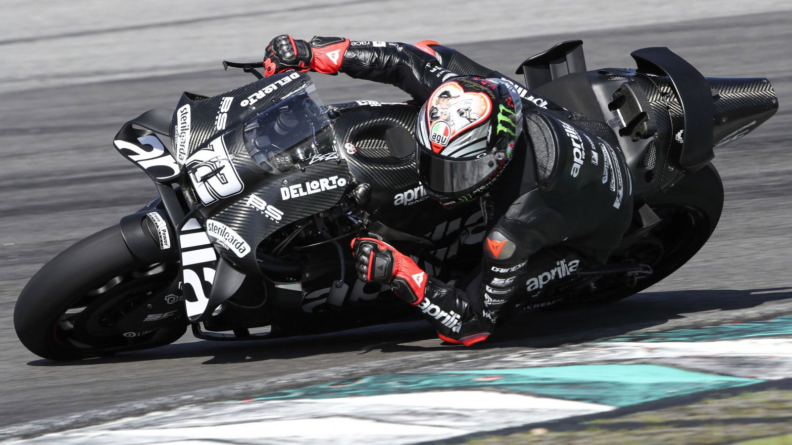 Aprilia: 2027 MotoGP bike is “not copy-and-paste” but knowledge transfer is key