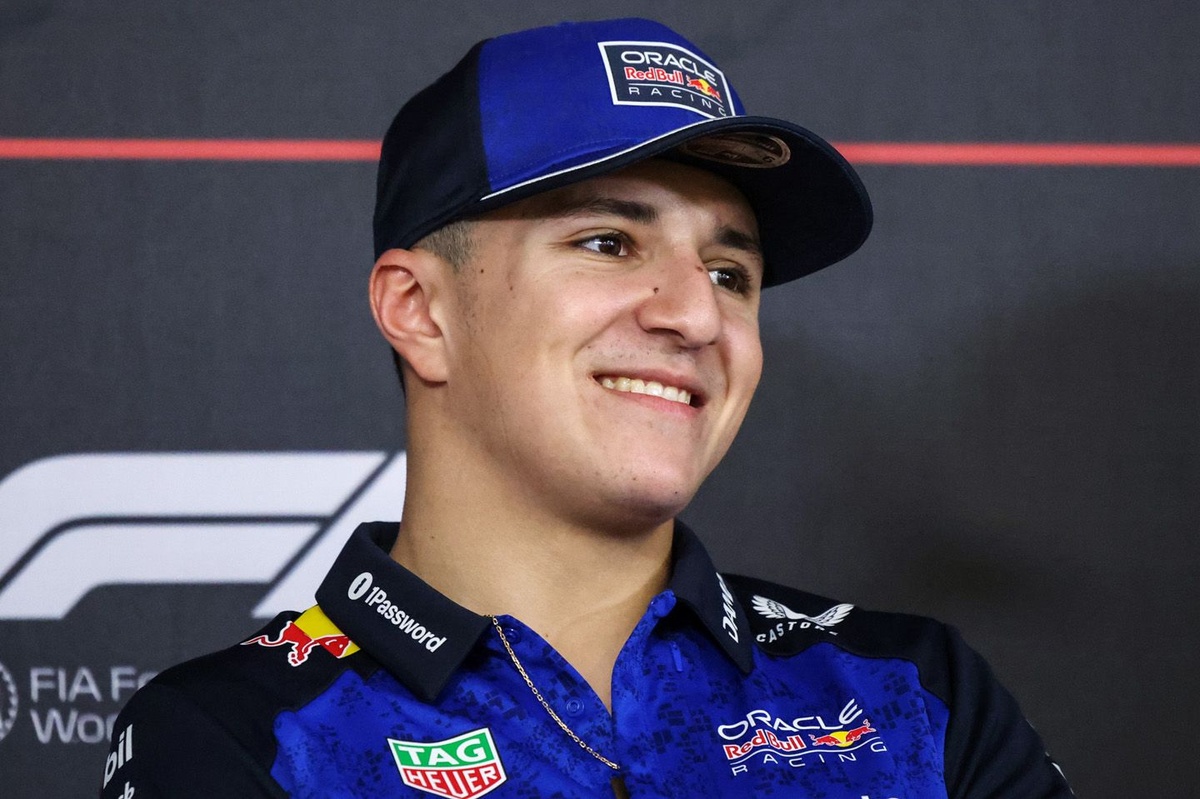 Hadjar, Red Bull’daki özverisiyle takdir ediliyor Hadjar, Red Bull’daki özverisiyle takdir ediliyor