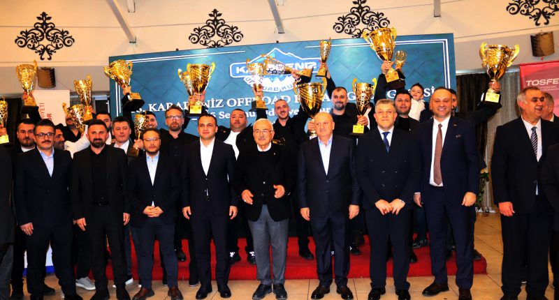 Karadeniz Offroad Gala Gecesi Ünye’de Yapıldı Karadeniz Offroad Gala Gecesi Ünye’de Yapıldı
