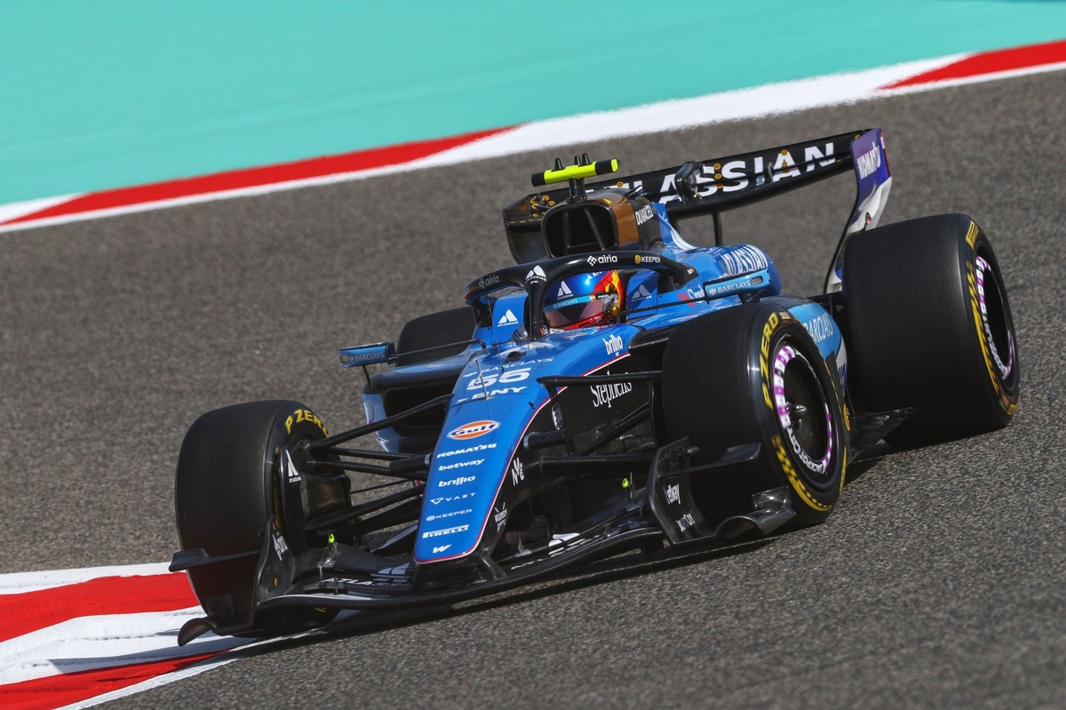 Sainz: “Red Bull Ford, kritik hibrit kullanımı konusunda açık ara önde”