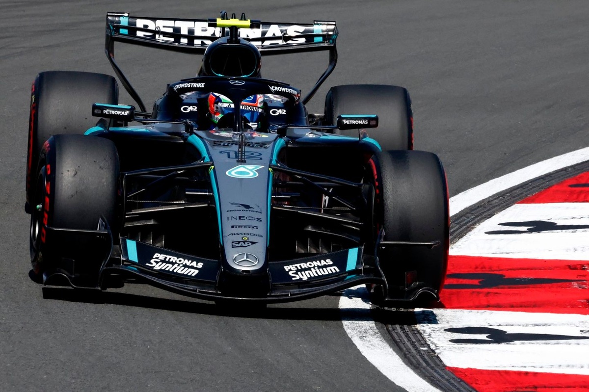 2026 Çin Yarış sıralama turları: Antonelli pole pozisyonunda, Russell 2. sırada, Ferrari 3-4