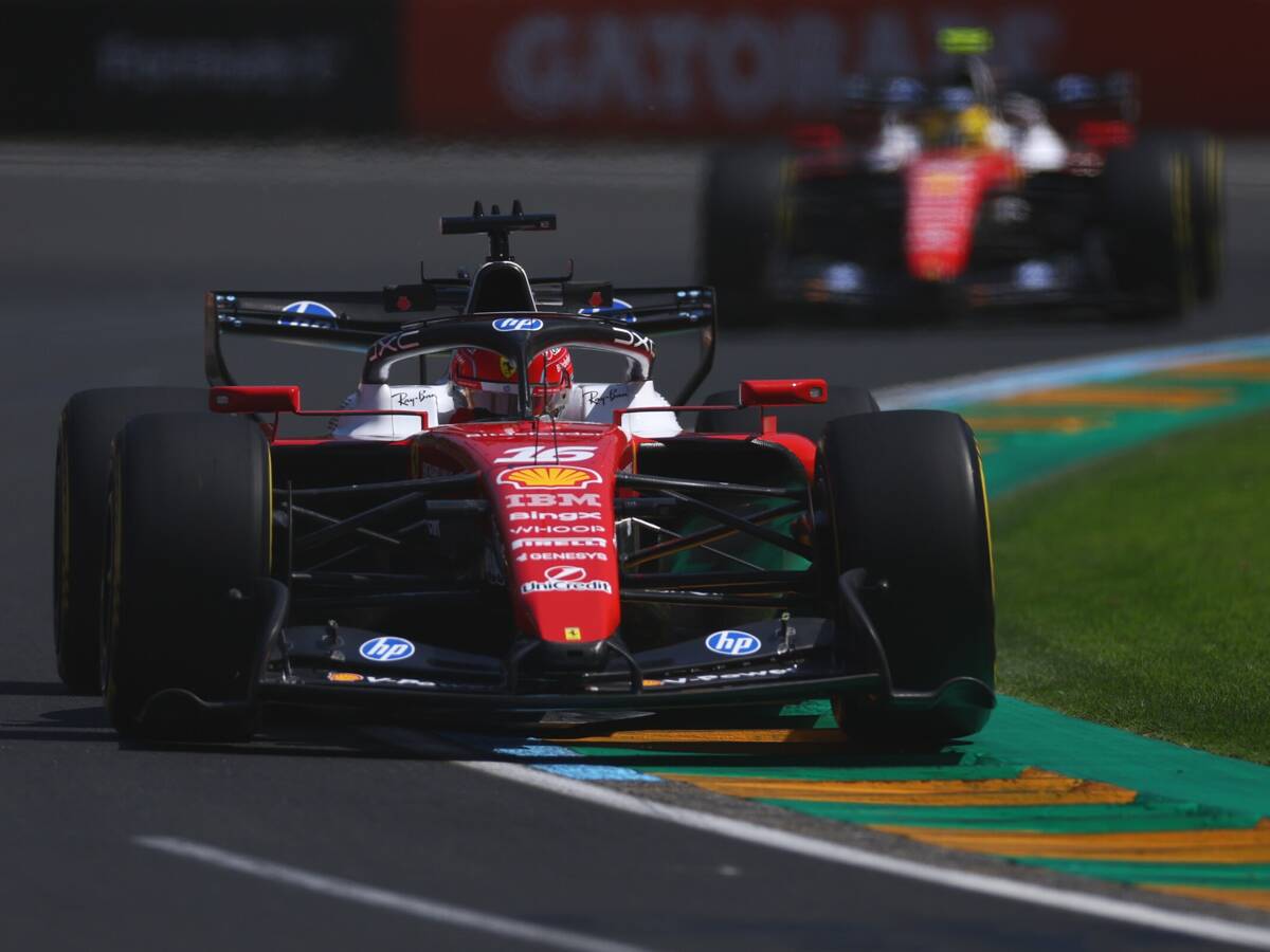 Formel 1 Australien 2026: Ferrari vor Red Bull im ersten Training