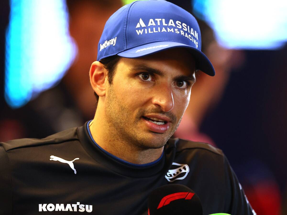 Carlos Sainz schließt Teamchef-Rolle aus: “Ein einziges Chaos”
