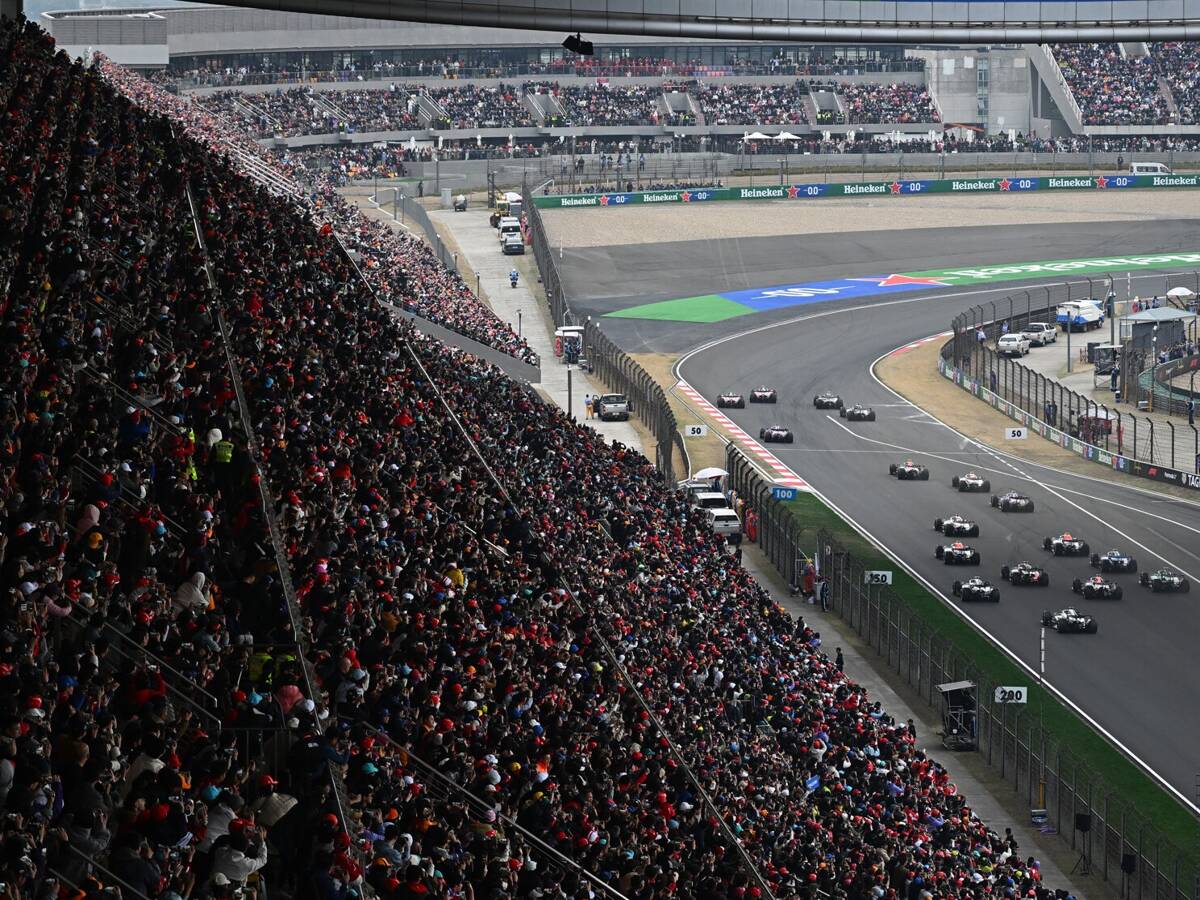 Zuschauer-Aufschwung in Shanghai: 230.000 sehen Antonelli-Sieg vor Ort