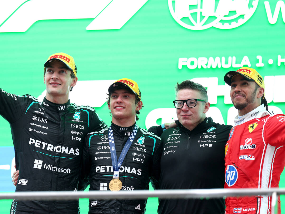 Mercedes-Teamchef Toto Wolff scherzt: “Ich dachte, wir hätten drei Autos …”