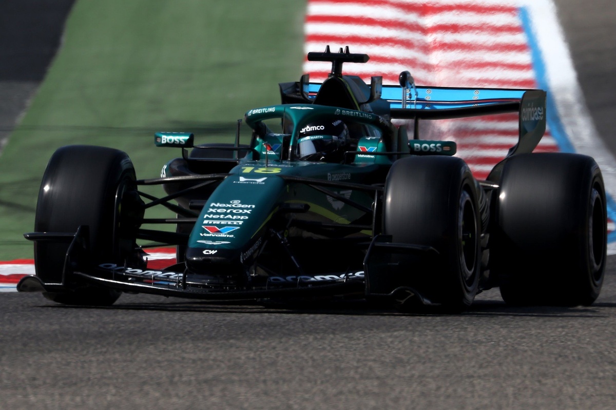 Buxton: “Testlerin kaybedeni Aston Martin oldu” Buxton: “Testlerin kaybedeni Aston Martin oldu”