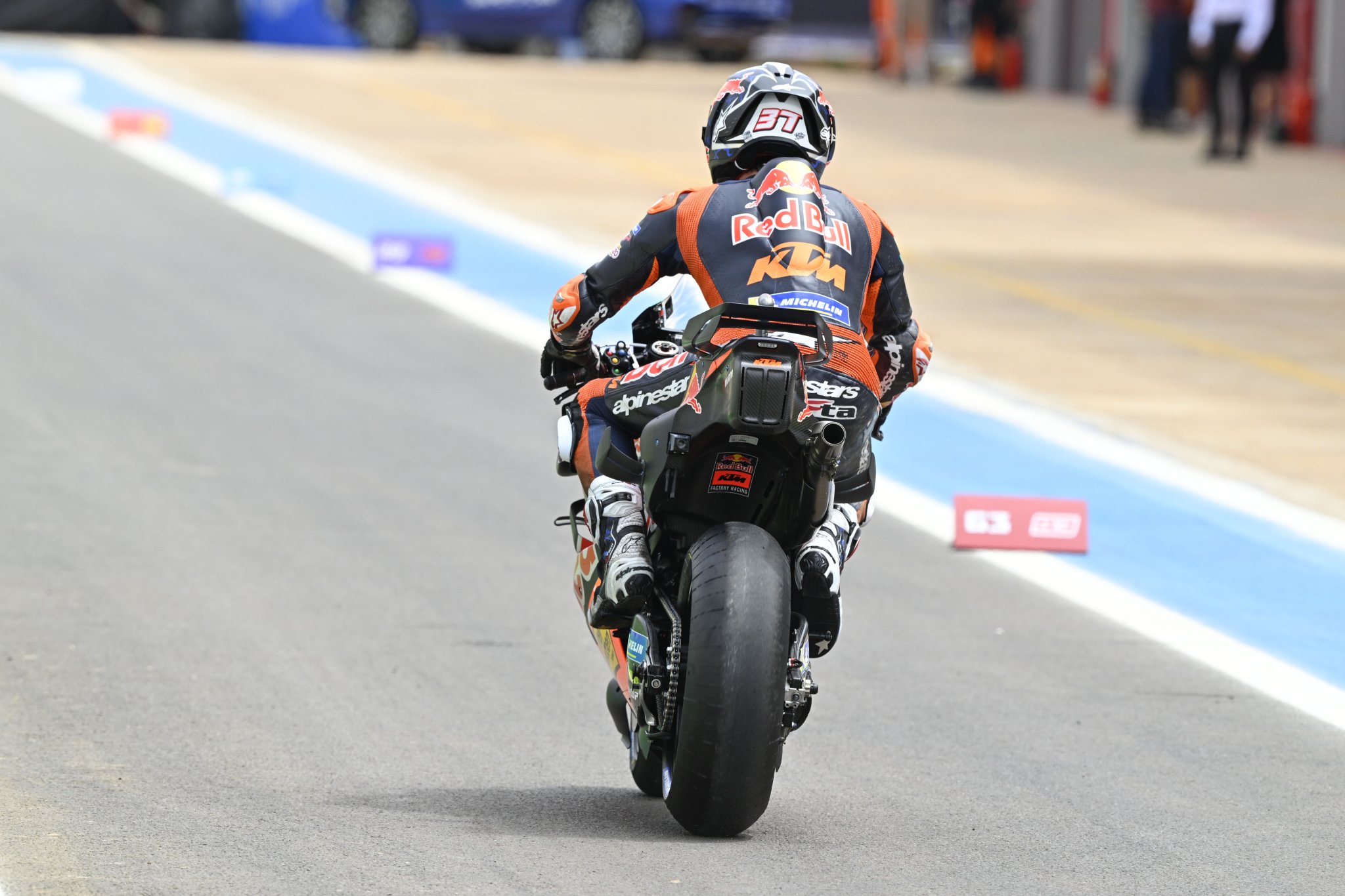 Pedro Acosta outlines KTM’s surprising MotoGP weakness