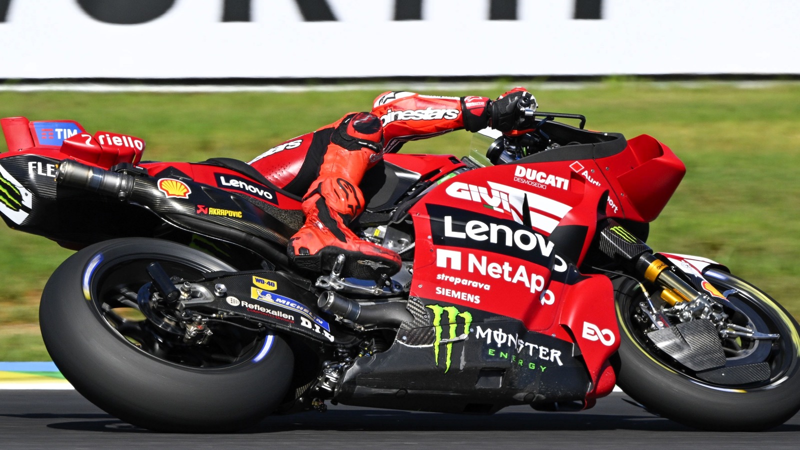 Marc Marquez reveals “only thing” he’s missing on 2026 Ducati MotoGP bike