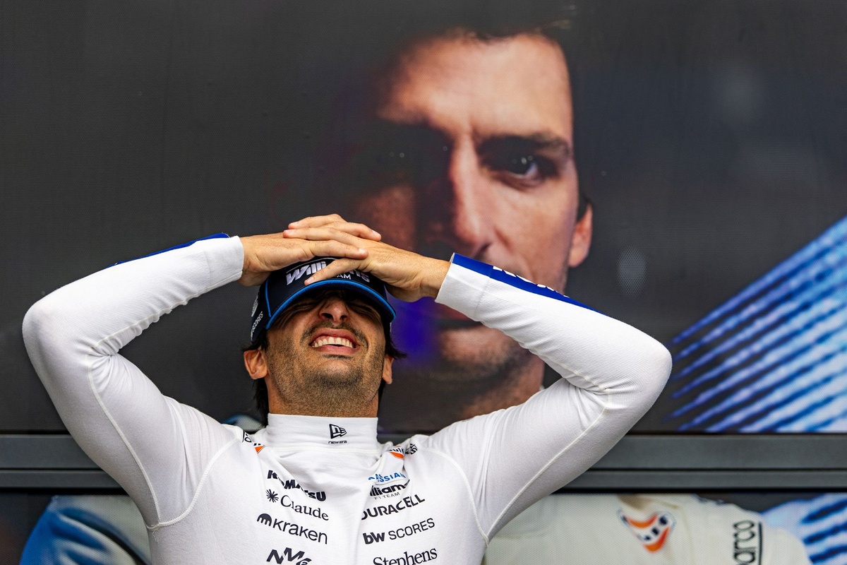 Sainz: “Aktif aerodinamikler, güç ünitesi sorunlarını geçici olarak kapatıyor “