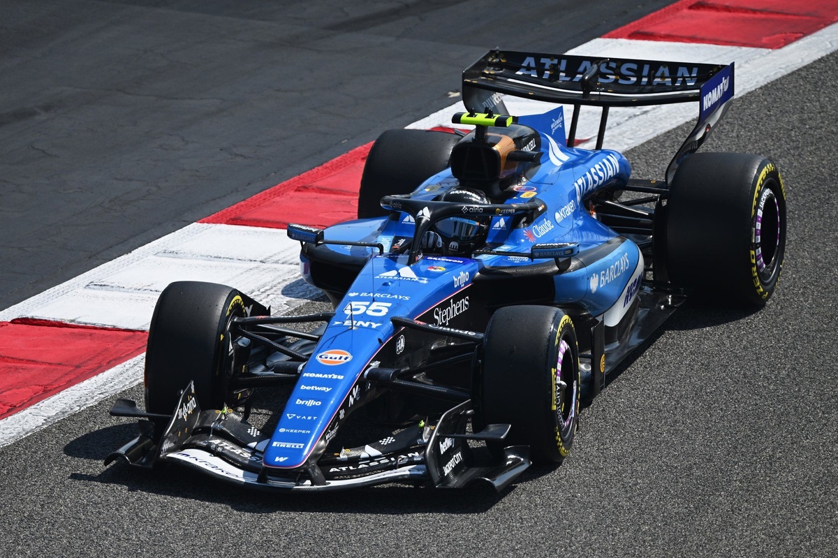 Sainz: “Testlerde hatalarımızdan ders çıkardık” Sainz: “Testlerde hatalarımızdan ders çıkardık”