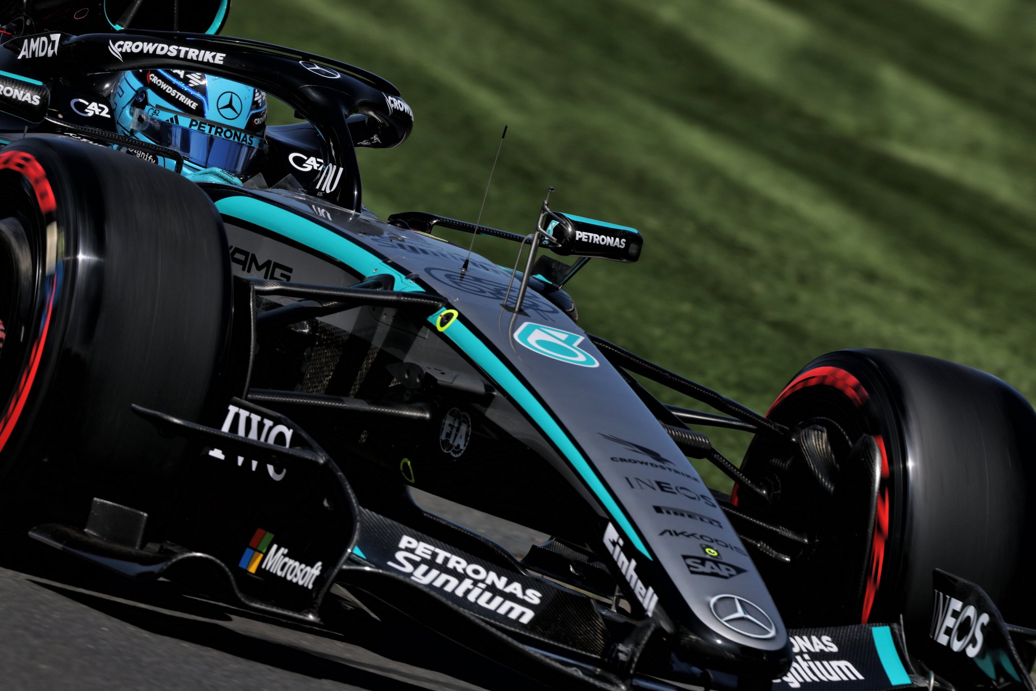 George Russell warns F1 rivals 2026 car ‘like the Mercedes of the good old days’