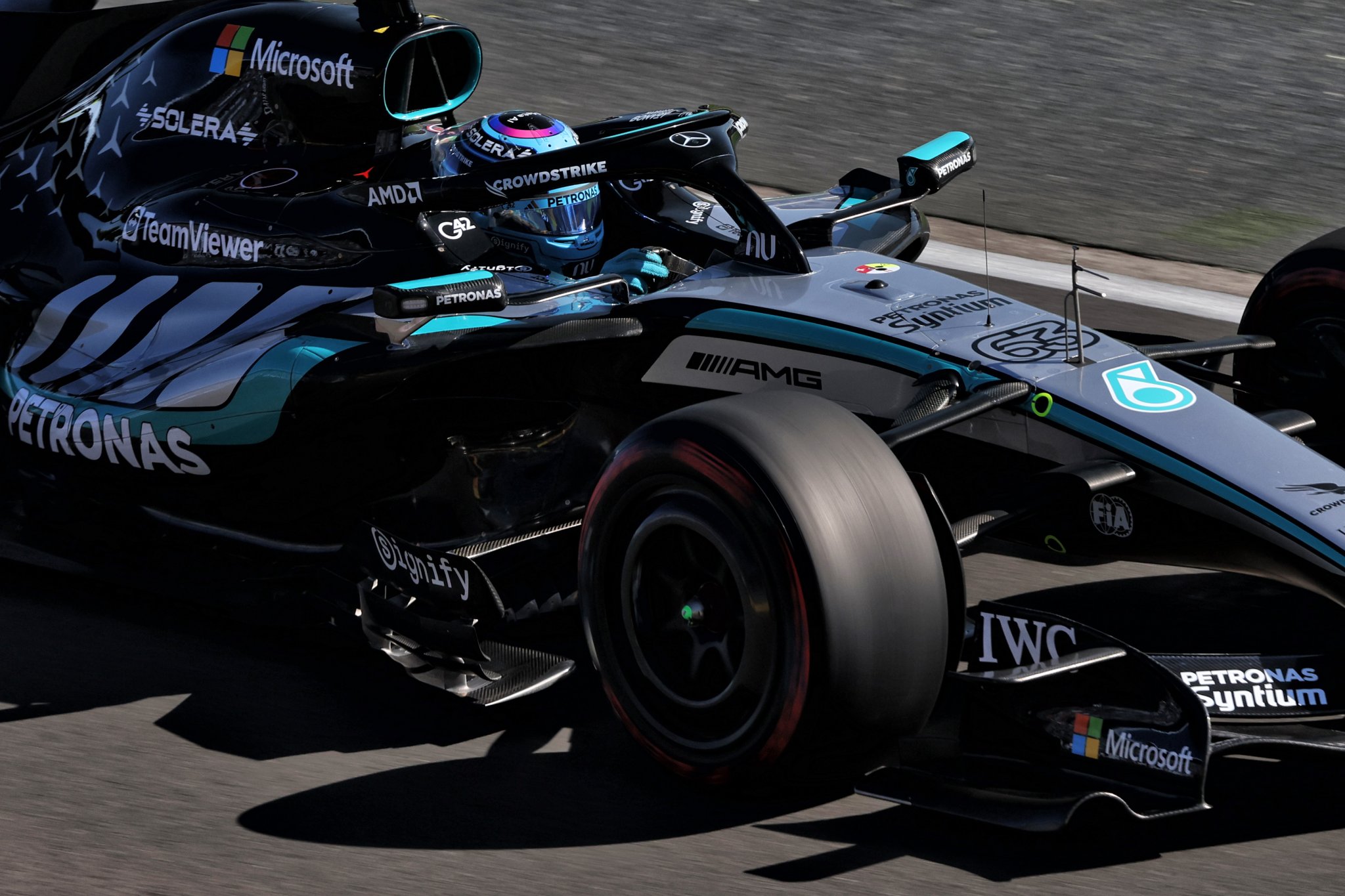 F1 Australian Grand Prix LIVE: Qualifying red-flagged in Q1 after Verstappen crash