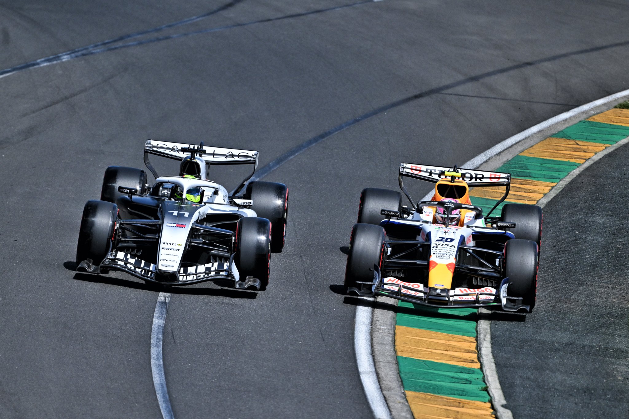 Bitter F1 feud revived in Australian GP: ‘That guy f****** sucks!” Bitter F1 feud revived in Australian GP: ‘That guy f****** sucks!”
