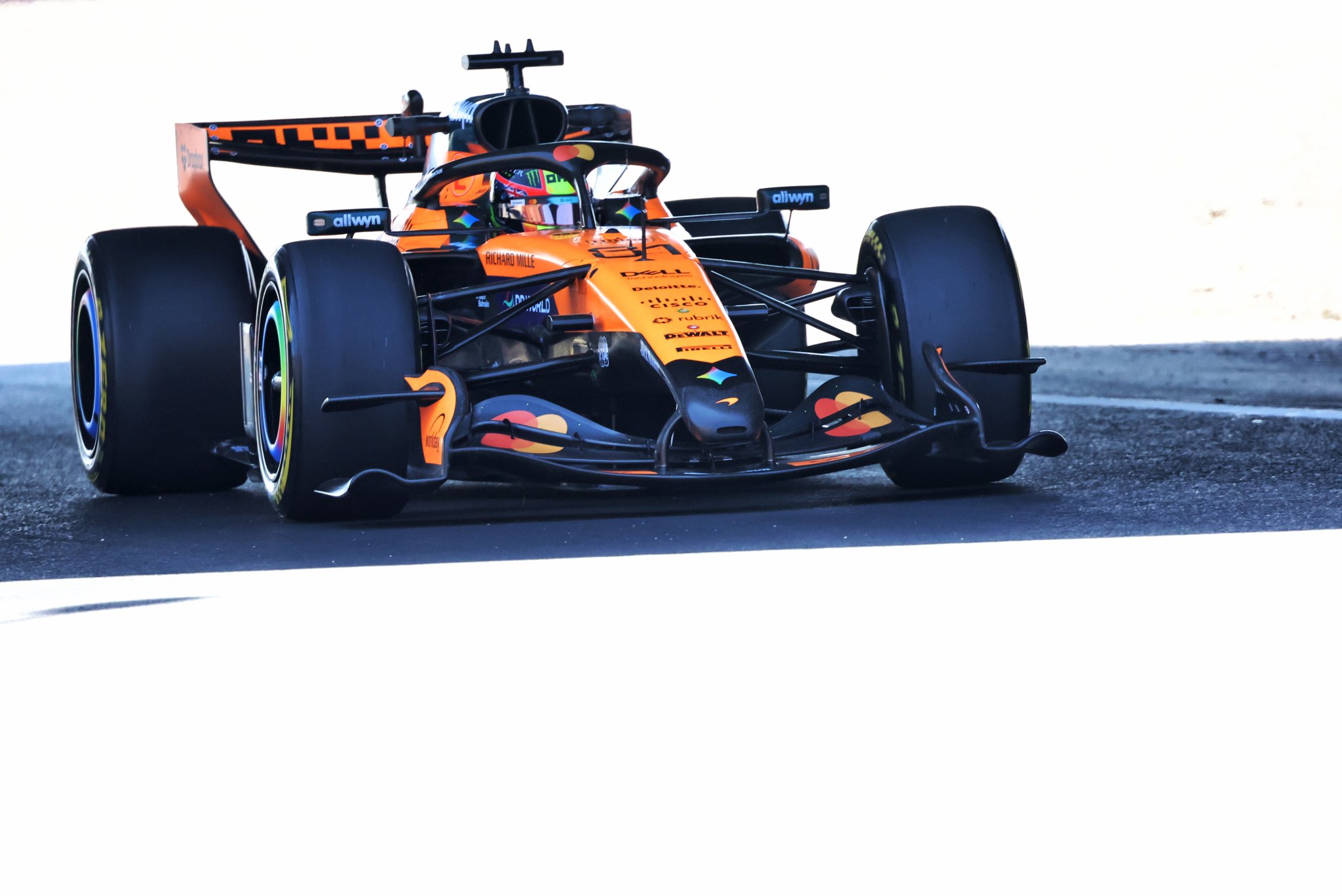 F1 Japanese GP: Oscar Piastri heads Mercedes pair as issues hit Lando Norris in second practice F1 Japanese GP: Oscar Piastri heads Mercedes pair as issues hit Lando Norris in second practice