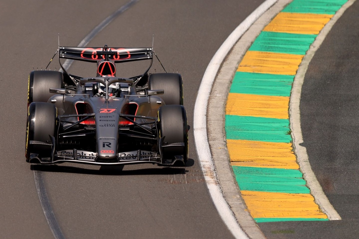 Audi, Miami Yarış özel adidas koleksiyonunu tanıttı!