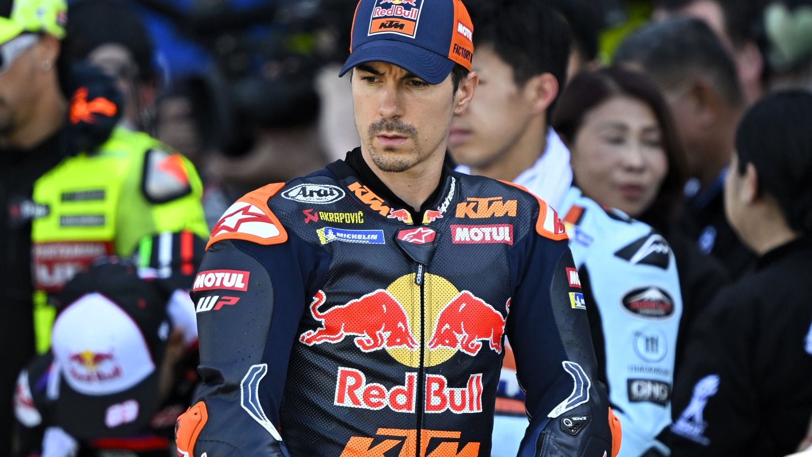 Maverick Vinales explains suspected cause of ‘loose screw’ injury