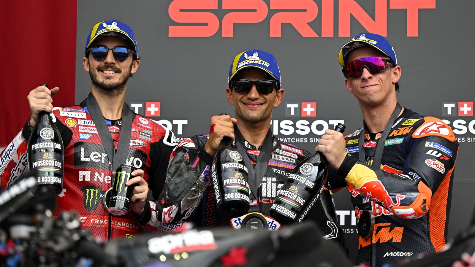 Martin, Bagnaia in-car MotoGP chat: Ducati “lost something”, Aprilia “improved braking”