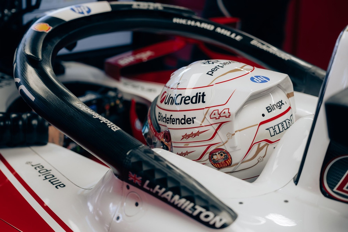 Hamilton, Ferrari ile Pirelli testi için piste çıktı Hamilton, Ferrari ile Pirelli testi için piste çıktı