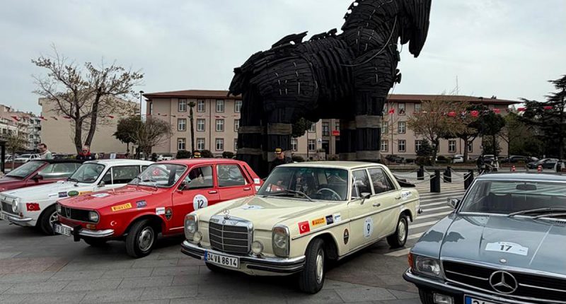 Klasikler Çanakkale’den Rüzgar Gibi Geçti