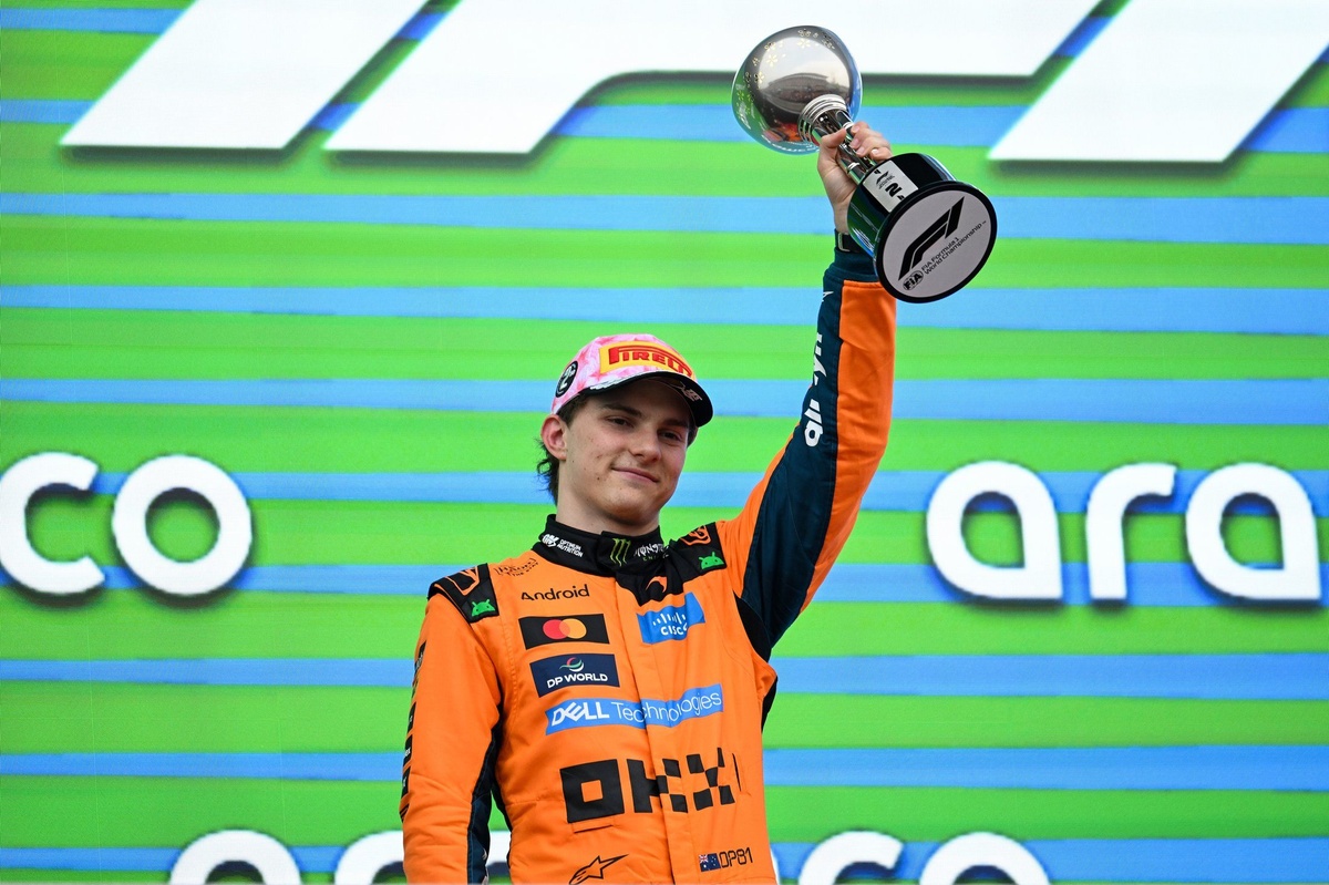 Piastri: “Her şeyi doğru yaparsak rakiplerimize baş ağrısı yaşatabiliriz” Piastri: “Her şeyi doğru yaparsak rakiplerimize baş ağrısı yaşatabiliriz”