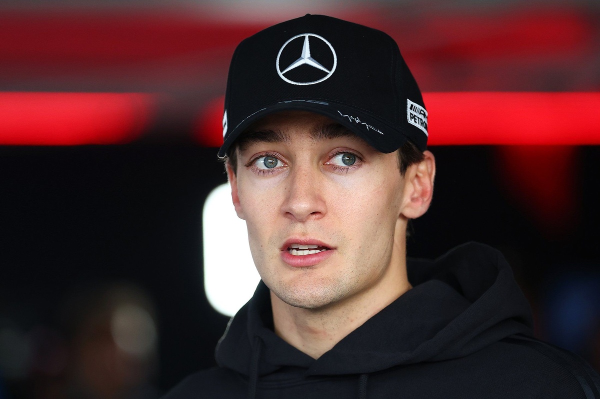 Russell: “Mercedes start sorununu çözmek için yoğun çalışıyor”