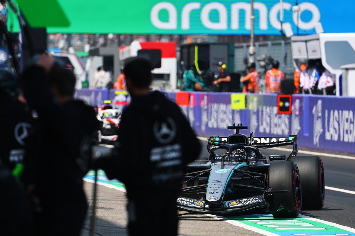 Shovlin, Russell’ın podyumu kaçırmasına sebep olan yazılım hatasını açıkladı