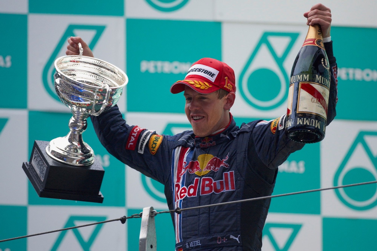 Tarihte bugün: 2009 Çin GP, Formula 1 tarihindeki kritik hatanın tek örneği oldu