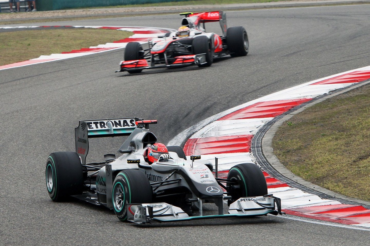 Tarihte bugün: Heyecan dolu 2011 Çin GP, Formula 1 tarihinin en iyi yarışlarından mıydı?