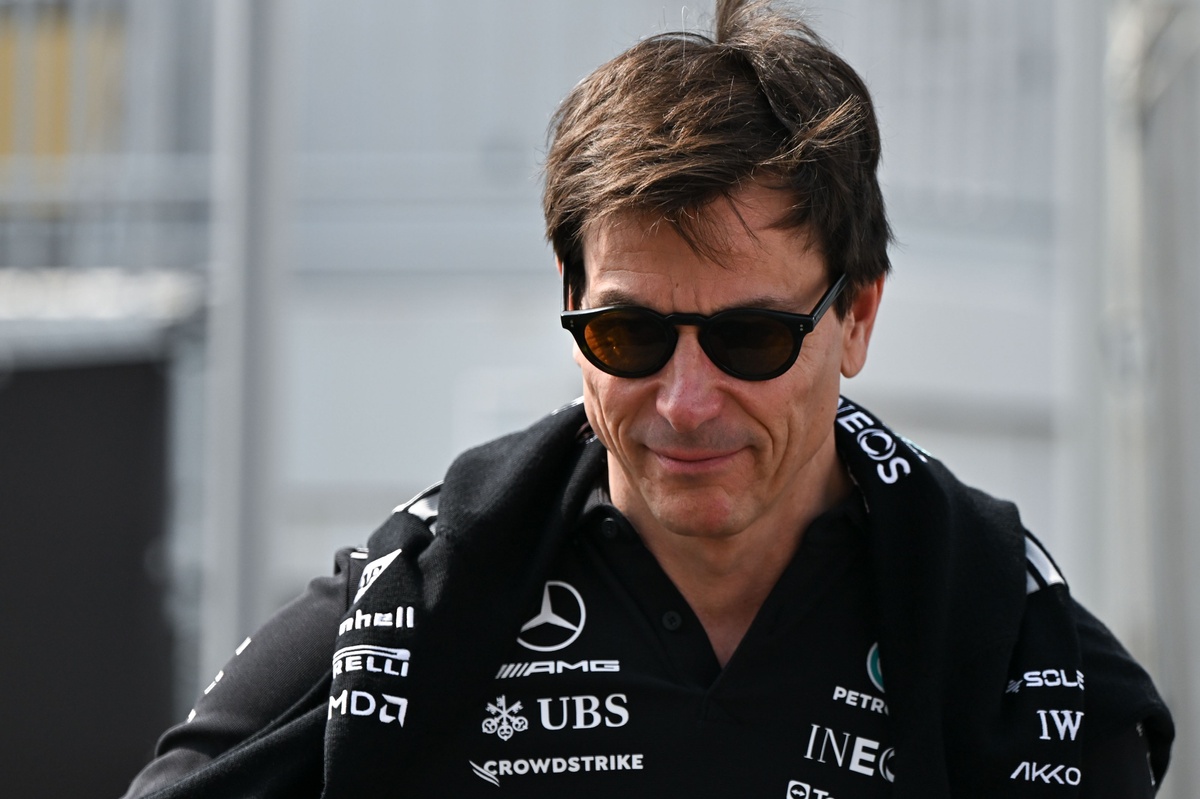 Wolff: “Taraftarların büyük çoğunluğu yarışları keyifli buluyor” Wolff: “Taraftarların büyük çoğunluğu yarışları keyifli buluyor”