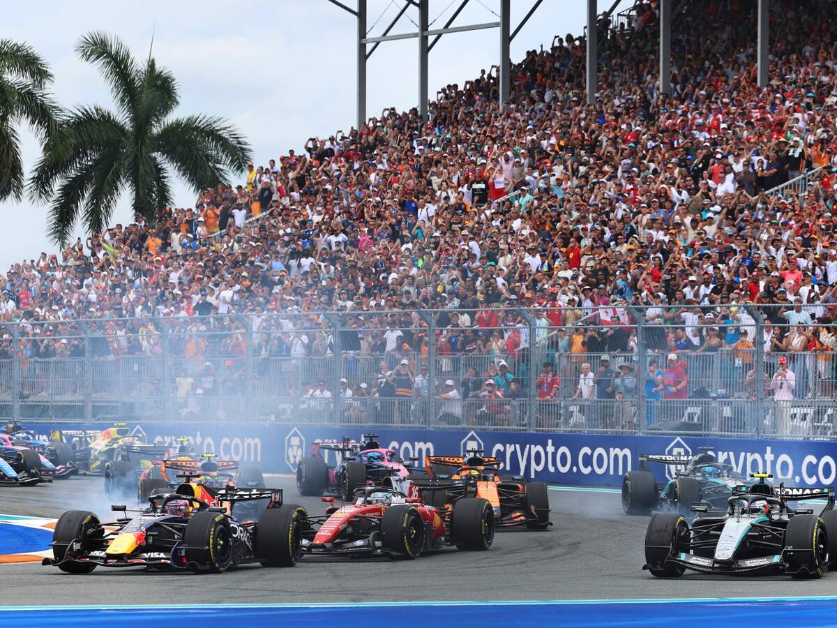 Zak Brown: Formel 1 ist “24 Super Bowls” für Fans