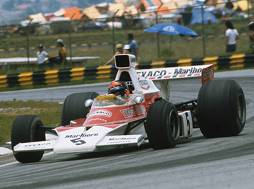 Zeitreise in Miami: Emerson Fittipaldi fährt Weltmeister-McLaren Zeitreise in Miami: Emerson Fittipaldi fährt Weltmeister-McLaren