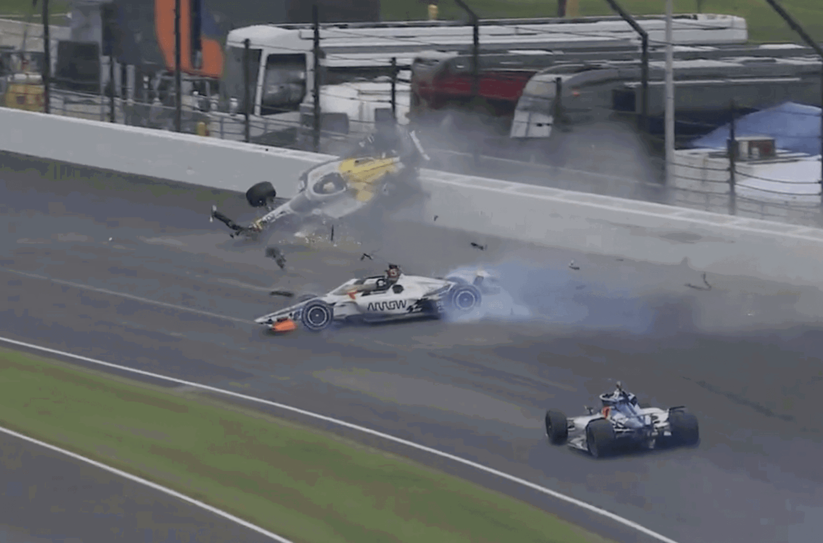 Ex-F1 driver Alexander Rossi has surgery on injuries suffered in huge Indy 500 crash Ex-F1 driver Alexander Rossi has surgery on injuries suffered in huge Indy 500 crash