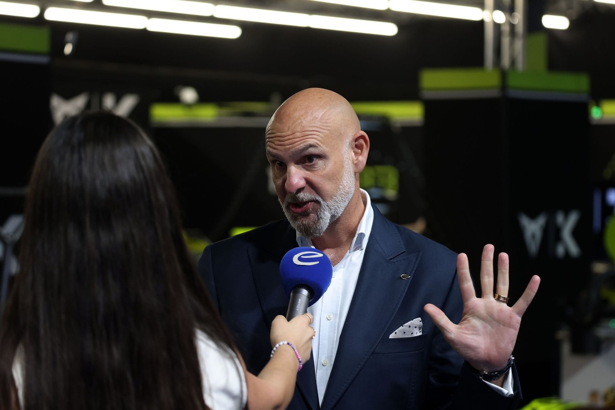 Formula E CEO’sundan Verstappen çağrısı: “Aracı test edip geri bildirim vermesini isteriz”