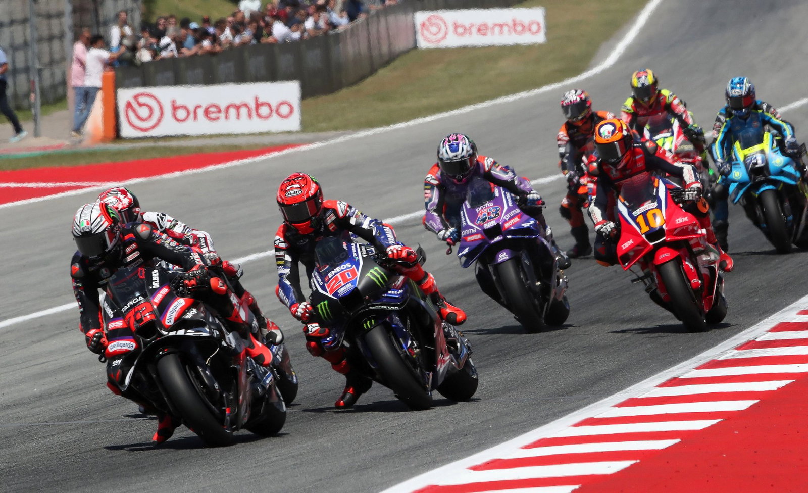 Marco Bezzecchi keeps MotoGP title lead despite “tough” Catalunya Sprint Marco Bezzecchi keeps MotoGP title lead despite “tough” Catalunya Sprint